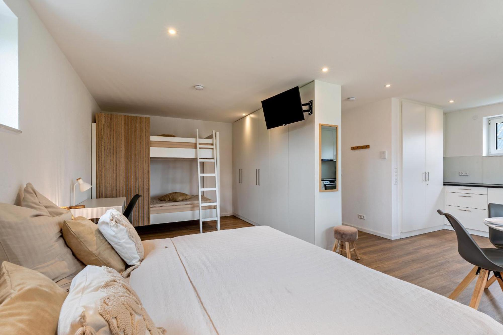 Studio 4 Parkside Apartments 金茨堡 外观 照片