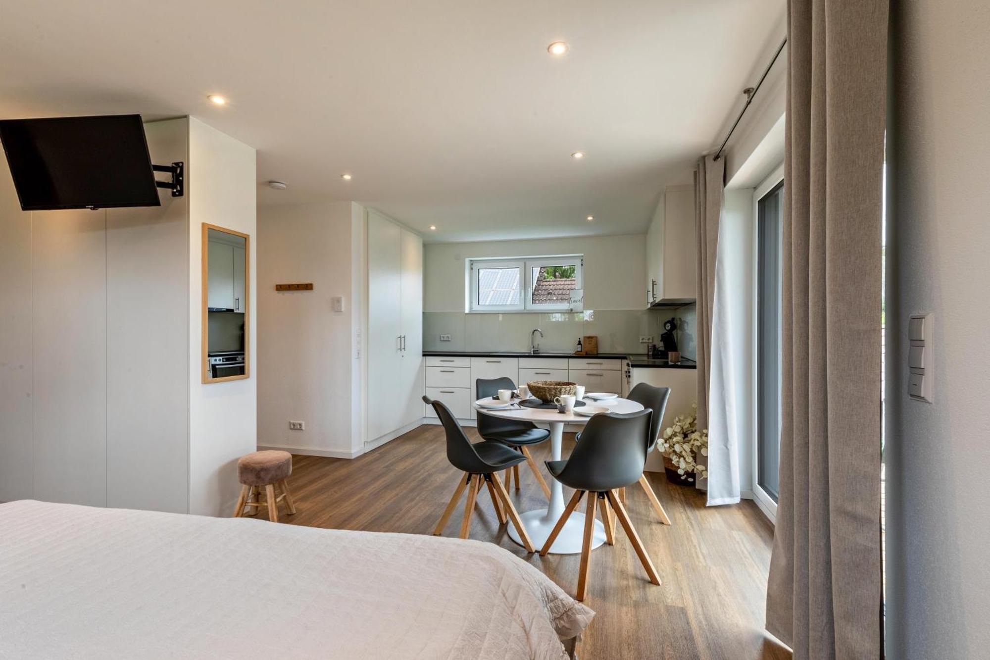 Studio 4 Parkside Apartments 金茨堡 外观 照片